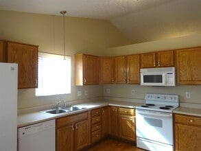 468 McPherson Dr in Blacklick, OH - Building Photo - Building Photo