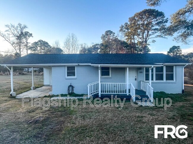 property at 101 W Pine Forest Rd