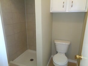 14022 Greenway Dr in Sugar Land, TX - Building Photo - Building Photo