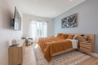 Otonomus in Las Vegas, NV - Foto de edificio - Interior Photo