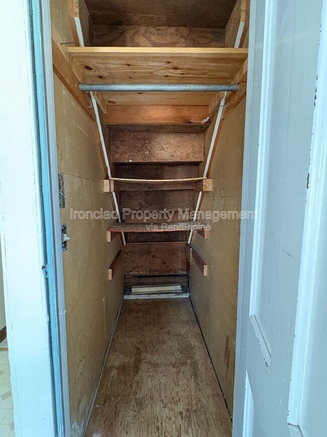 320 Chamberlain Rd in Middletown, CT - Building Photo - Building Photo