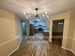 129 Wagon Wheel Cir in Griffin, GA - Building Photo - Building Photo