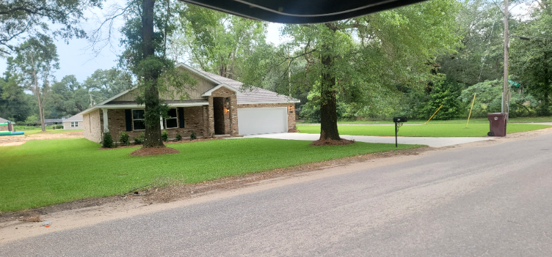 54 Oak Ave in Satsuma, AL - Building Photo