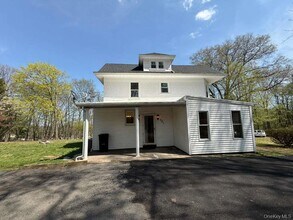 701 NY-304 in Bardonia, NY - Building Photo - Building Photo