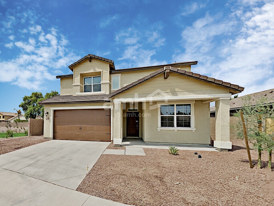 12502 N 60th Ave in Glendale, AZ - Building Photo
