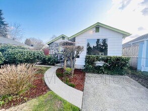 824 6th St SE in Auburn, WA - Building Photo - Building Photo