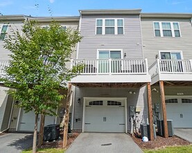 3765 Vly Frd Wy in Hanover, MD - Building Photo - Building Photo