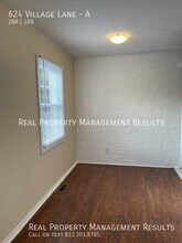 624 Village Ln in Newburgh, IN - Building Photo - Building Photo