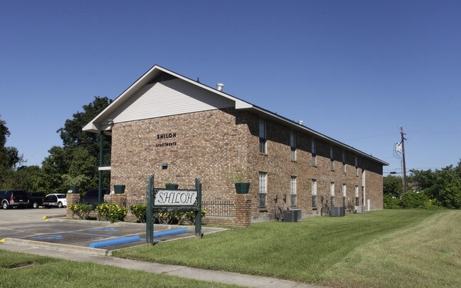 Shiloh in Baton Rouge, LA - Foto de edificio - Building Photo