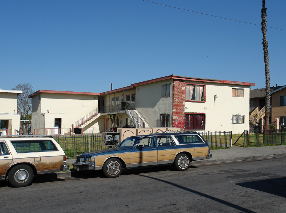 806 S Townsend St in Santa Ana, CA - Foto de edificio