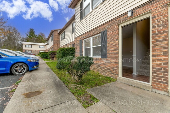 621 Westport Rd in Elizabethtown, KY - Building Photo - Building Photo