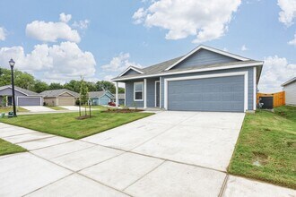 727 Ginkgo Wy in Princeton, TX - Building Photo - Building Photo