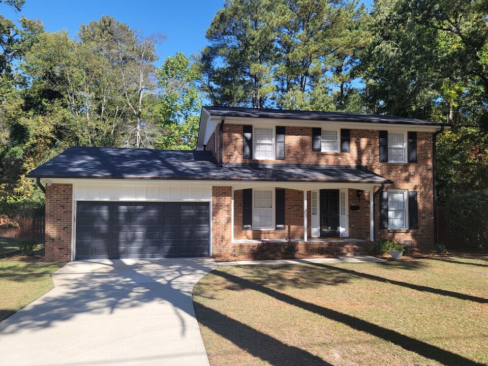 2908 Ravenhill Dr in Fayetteville, NC - Building Photo