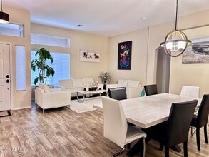9593 W Alice Ave in Peoria, AZ - Building Photo - Building Photo