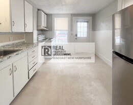 31 Ham St in Dover, NH - Building Photo