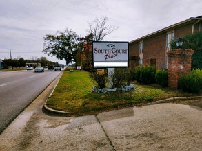 South Court Place in Montgomery, AL - Foto de edificio - Building Photo