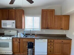 211 Clay St in Tuckerton, NJ - Building Photo - Building Photo