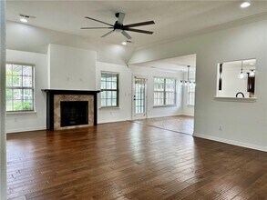 3909 SW Stonefield St in Bentonville, AR - Building Photo - Building Photo