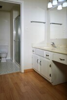 2001 Ammer Ridge Ct in Glenview, IL - Building Photo