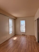 437 Wright St in La Salle, IL - Building Photo - Building Photo