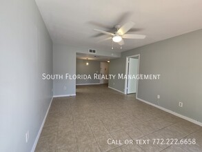 950 S Kanner Hwy in Stuart, FL - Building Photo - Building Photo