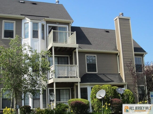 property at 46 Lear Ct