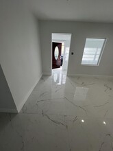 700 NW 3rd Ave in Pompano Beach, FL - Building Photo - Building Photo