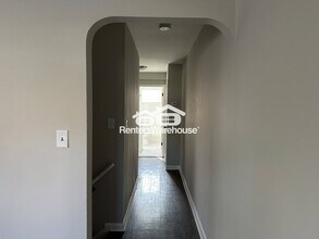 1023 Cedarcroft Rd in Baltimore, MD - Foto de edificio - Building Photo