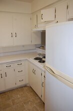 245 Moreton Bay Ln in Goleta, CA - Building Photo - Building Photo