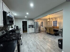 526 NY-42 in Sparrow Bush, NY - Building Photo - Building Photo