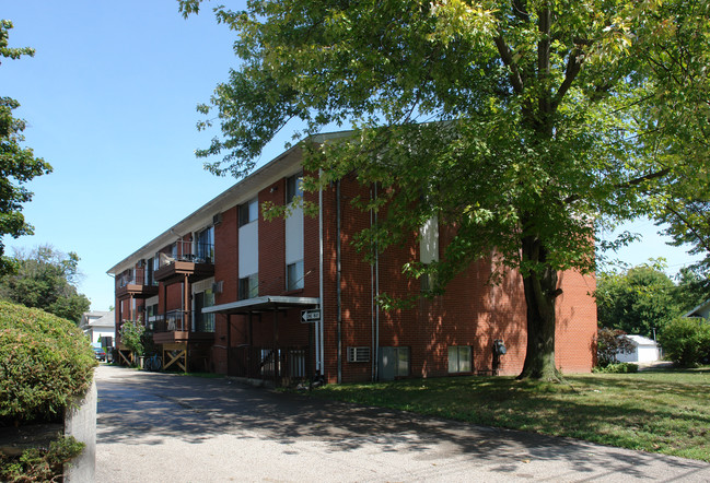 Apple Terrace in Lansing, MI - Foto de edificio - Building Photo