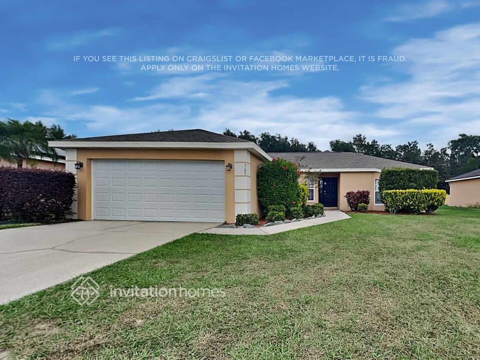 3185 Winchester Estates Loop in Lakeland, FL - Building Photo
