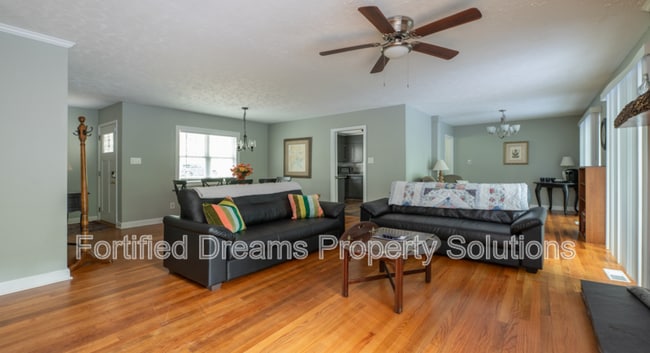 property at 312 Foxcroft Dr