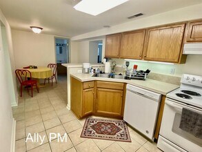 925 Henry Ave in Charlottesville, VA - Building Photo - Building Photo