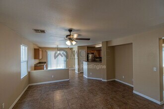 2035 W Gold Dust Ave in San Tan Valley, AZ - Building Photo - Building Photo