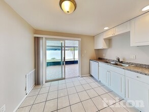 8504 Willow Forest Ct in Tampa, FL - Building Photo - Building Photo