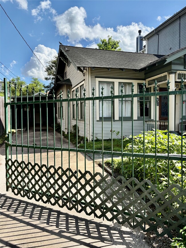 property at 1407 Nevada St