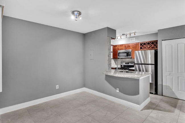 property at 2880 N Oakland Forest Dr