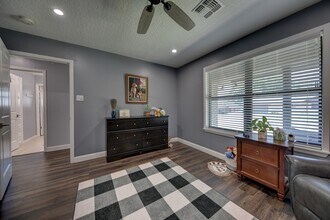 1600 Pecan St in Brenham, TX - Building Photo - Building Photo