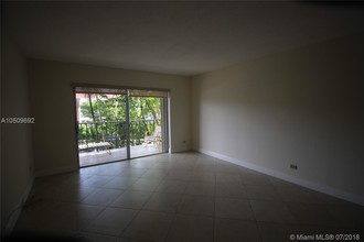 8107 SW 72nd Ave-Unit -215E in Miami, FL - Building Photo - Building Photo
