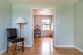 122 Rivercrest Dr in Coraopolis, PA - Building Photo - Building Photo