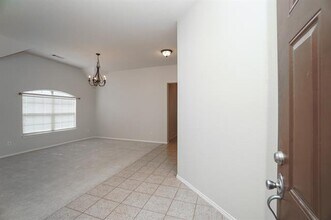 624 White Falcon Way in Fort Worth, TX - Building Photo - Building Photo