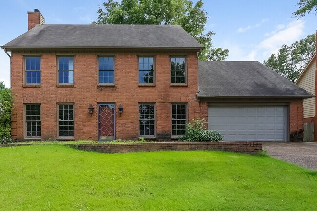 property at 8151 Cross Creek Ct
