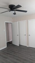6506 Lillian Ave in Jennings, MO - Foto de edificio - Building Photo