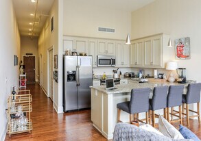 369-371 2nd St in Macon-Bibb, GA - Building Photo