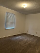 209 S Lincoln St in Benson, NC - Building Photo - Building Photo