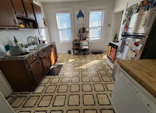 82 Harborview Ave in Bridgeport, CT - Building Photo - Building Photo