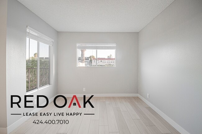 3718 E Fountain St in Long Beach, CA - Building Photo - Building Photo