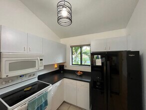 1645 SW Crossing Cir in Palm City, FL - Building Photo - Building Photo