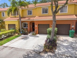 1845 SW 102nd Way in Miramar, FL - Building Photo - Building Photo